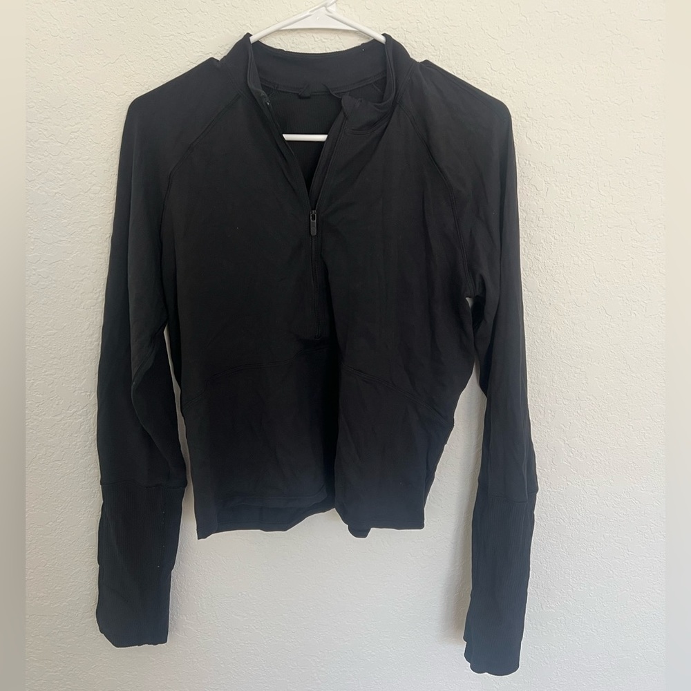 Black it's Rulu Run Cropped Half Zip size 10